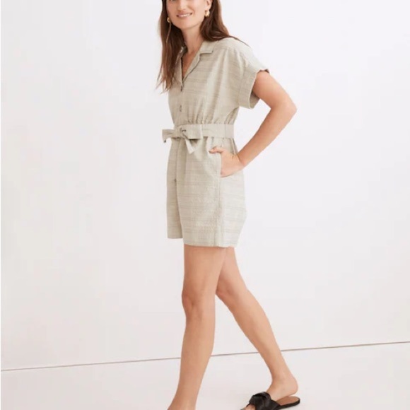 Madewell Seersucker Camp Romper in Ashen Sage XS - Picture 2 of 9